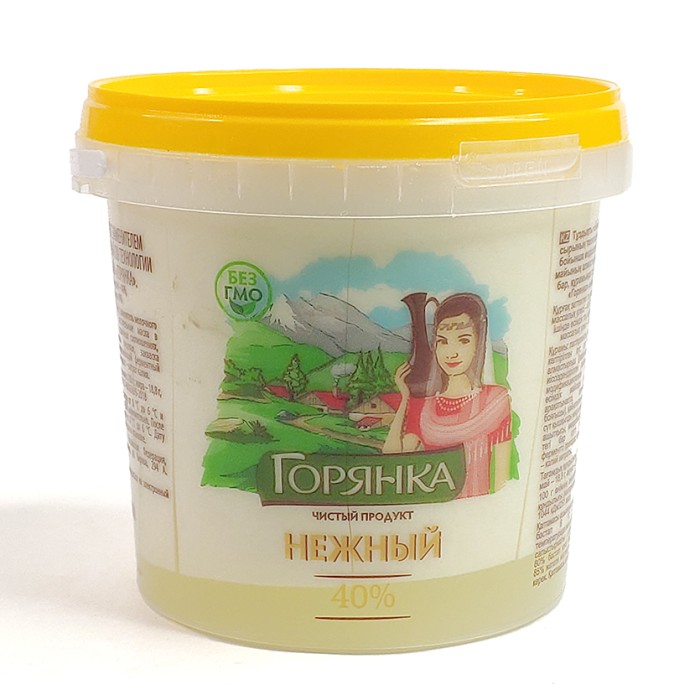 Сыр нежный Горянка 40% 800 г.